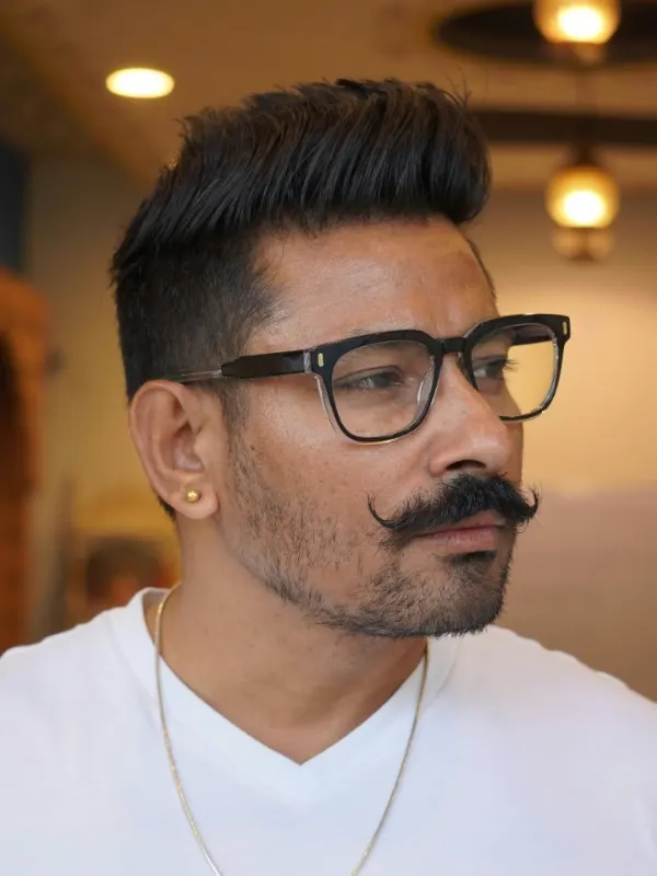 Classic Pompadour 02